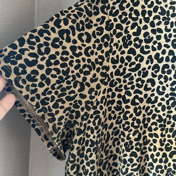 OLD NAVY Short Sleeve Animal Print Mini Dress - Picture 4 of 8